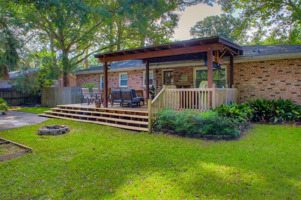 Charming Home Near Folly & Downtown Charleston Esterno foto