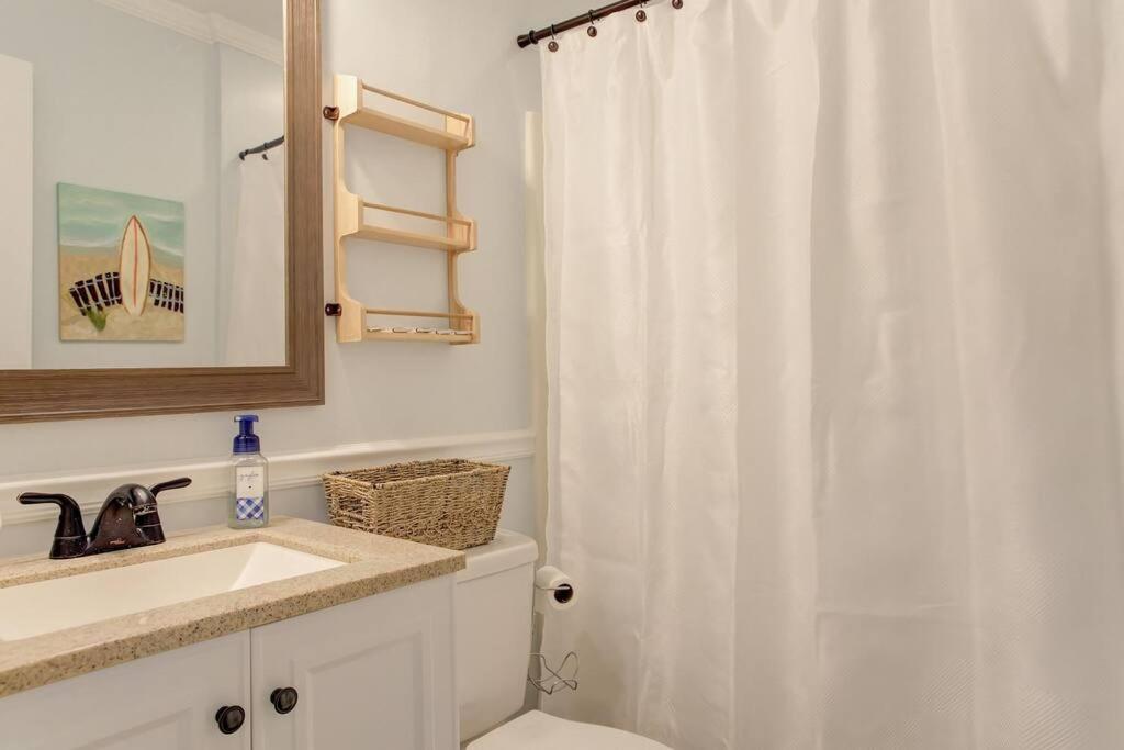 Charming Home Near Folly & Downtown Charleston Esterno foto