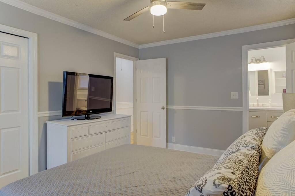 Charming Home Near Folly & Downtown Charleston Esterno foto